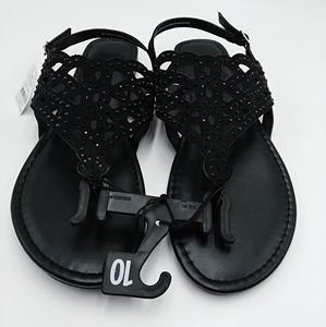 Time and Tru Sandals Black 10